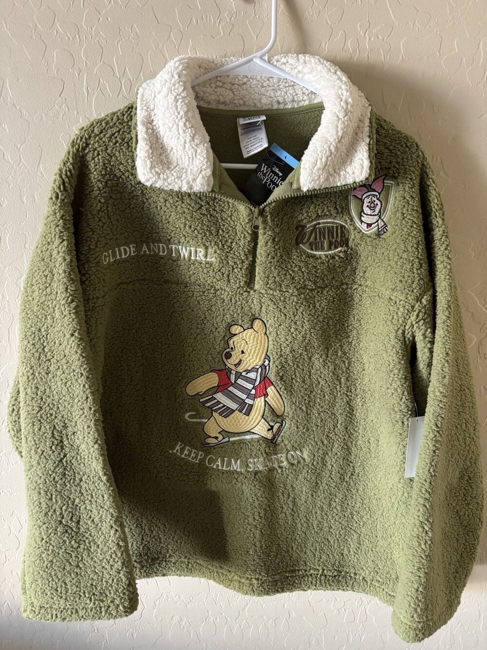 NWT Disney Winnie the Pooh Piglet Sherpa Fleece Pullover Green Quarter Zip Large